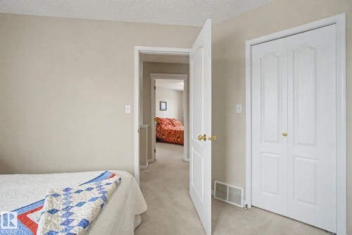 11732 10 Avenue Nw, Edmonton, AB - Indoor Photo Showing Bedroom