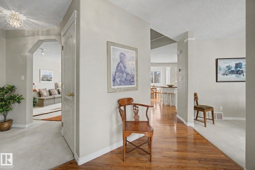 11732 10 Avenue Nw, Edmonton, AB - Indoor Photo Showing Other Room