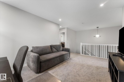 13 Empress Way, Spruce Grove, AB - Indoor