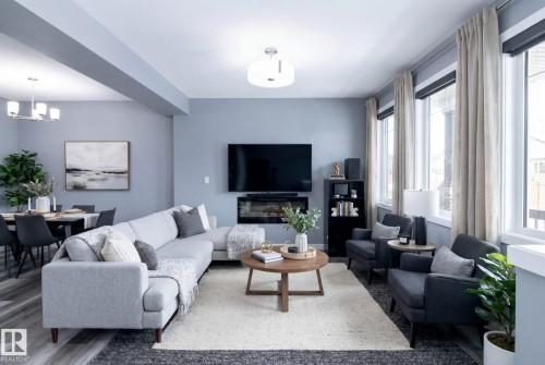 22603 98 Avenue, Edmonton, AB - Indoor Photo Showing Living Room