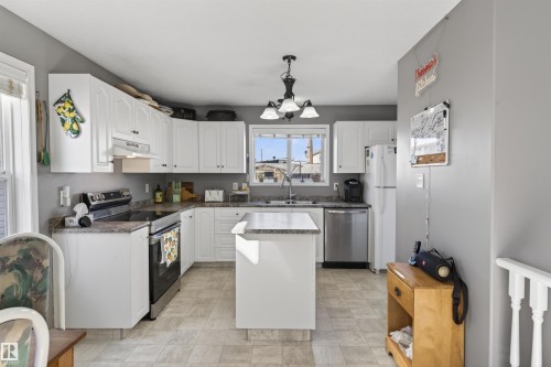 4410 47 Avenue, Cold Lake, AB - Indoor Photo Showing Kitchen With Double Sink