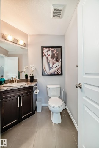 1128 74 Street, Edmonton, AB - Indoor Photo Showing Bathroom
