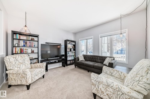 1128 74 Street, Edmonton, AB - Indoor Photo Showing Living Room