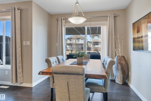16510 135 Street, Edmonton, AB - Indoor Photo Showing Dining Room