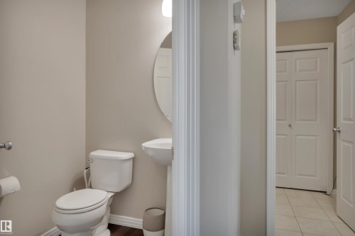 16510 135 Street, Edmonton, AB - Indoor Photo Showing Bathroom