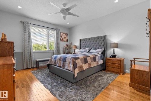 6 50 Oakridge Dr, St. Albert, AB - Indoor Photo Showing Bedroom
