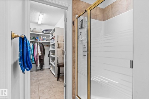 6 50 Oakridge Dr, St. Albert, AB - Indoor