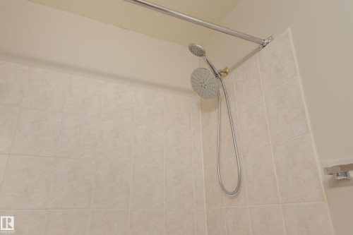 528 17404 64 Avenue, Edmonton, AB - Indoor Photo Showing Bathroom