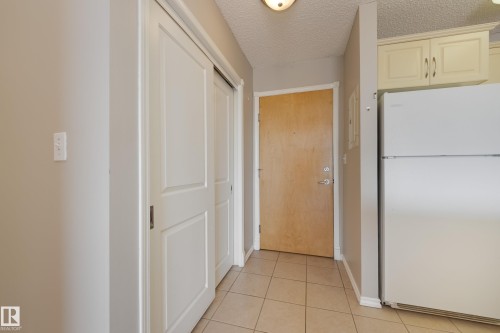 528 17404 64 Avenue, Edmonton, AB - Indoor Photo Showing Other Room