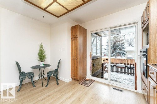 14916 43 Avenue, Edmonton, AB - Indoor