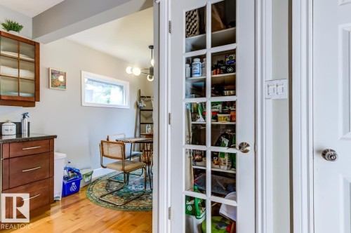 10950 73 Avenue, Edmonton, AB - Indoor