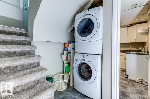 10950 73 Avenue, Edmonton, AB - Indoor Photo Showing Laundry Room