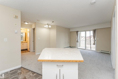 524 10535 122 Street, Edmonton, AB - Indoor Photo Showing Other Room