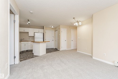 524 10535 122 Street, Edmonton, AB - Indoor Photo Showing Kitchen