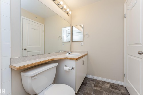 524 10535 122 Street, Edmonton, AB - Indoor Photo Showing Bathroom