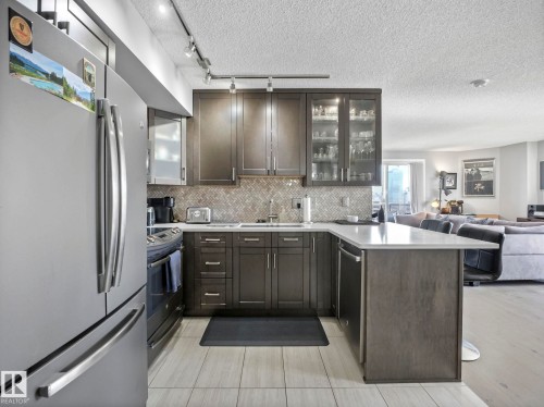 1404 10909 103 Avenue, Edmonton, AB - Indoor Photo Showing Kitchen With Stainless Steel Kitchen