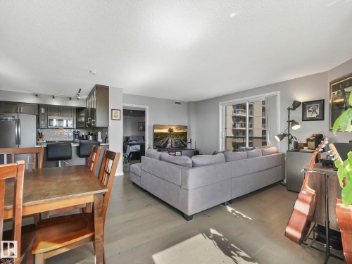 1404 10909 103 Avenue, Edmonton, AB - Indoor Photo Showing Other Room