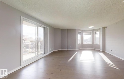 1404 10909 103 Avenue, Edmonton, AB - Indoor Photo Showing Other Room