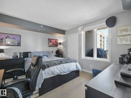 1404 10909 103 Avenue, Edmonton, AB - Indoor Photo Showing Bedroom