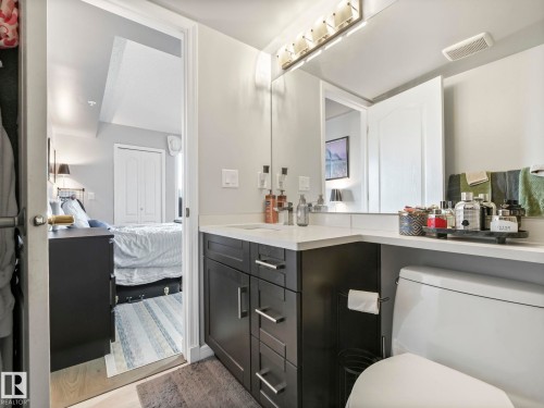 1404 10909 103 Avenue, Edmonton, AB - Indoor Photo Showing Bathroom