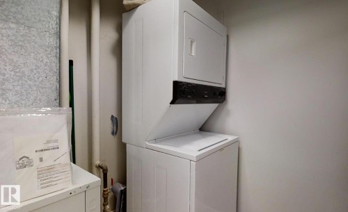 1404 10909 103 Avenue, Edmonton, AB - Indoor Photo Showing Laundry Room
