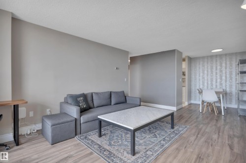 1412 13910 Stony Plain Road, Edmonton, AB - Indoor Photo Showing Living Room