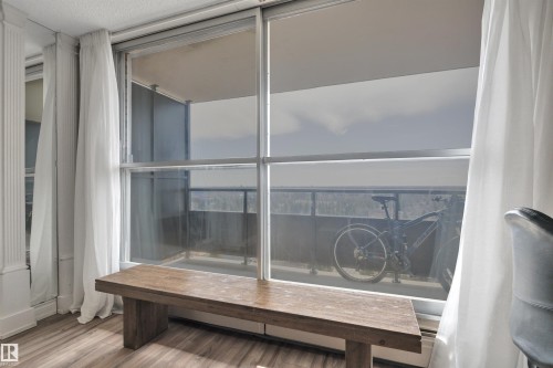 1412 13910 Stony Plain Road, Edmonton, AB - Indoor Photo Showing Other Room