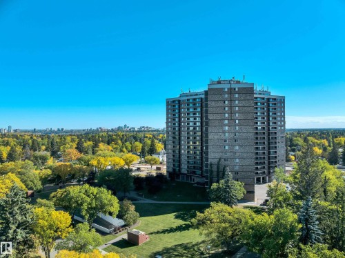 1412 13910 Stony Plain Road, Edmonton, AB - Outdoor