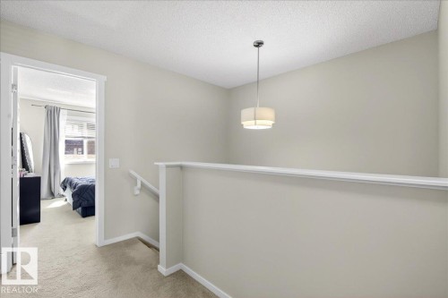 19721 27 Avenue, Edmonton, AB - Indoor Photo Showing Other Room