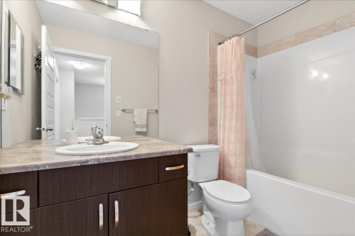 19721 27 Avenue, Edmonton, AB - Indoor Photo Showing Bathroom