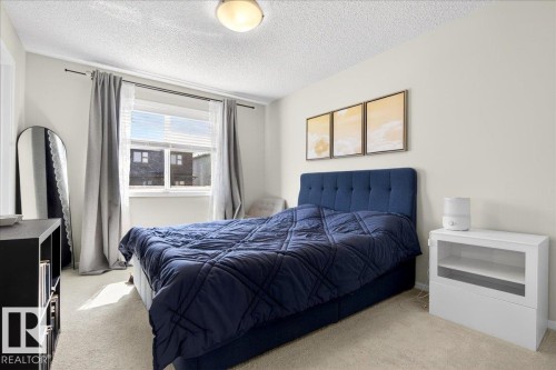 19721 27 Avenue, Edmonton, AB - Indoor Photo Showing Bedroom