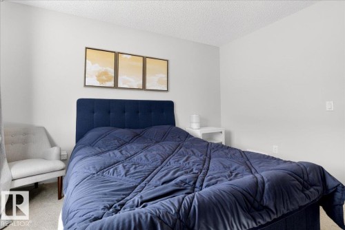 19721 27 Avenue, Edmonton, AB - Indoor Photo Showing Bedroom