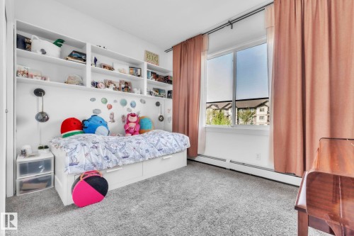 203 812 Welsh Drive, Edmonton, AB - Indoor Photo Showing Bedroom