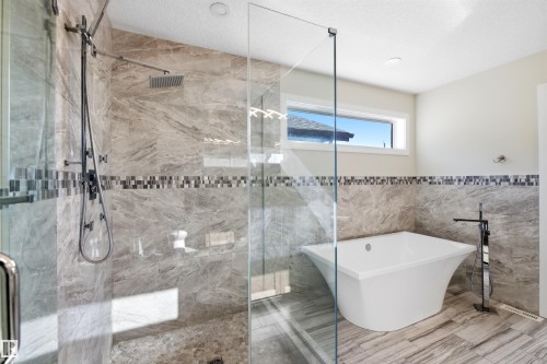 9928 151 Street Nw, Edmonton, AB - Indoor Photo Showing Bathroom