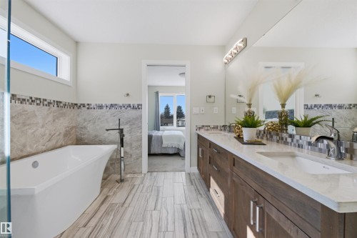 9928 151 Street Nw, Edmonton, AB - Indoor Photo Showing Bathroom