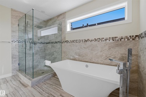9928 151 Street Nw, Edmonton, AB - Indoor Photo Showing Bathroom