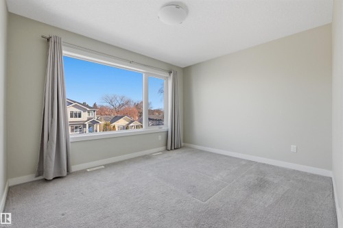 9928 151 Street Nw, Edmonton, AB - Indoor