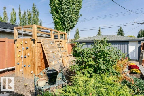 15634 81 Avenue, Edmonton, AB - Outdoor