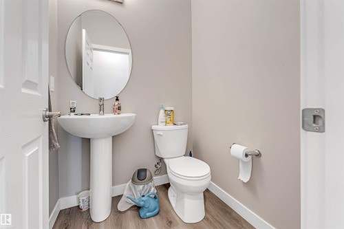 21 11910 35 Avenue, Edmonton, AB - Indoor Photo Showing Bathroom
