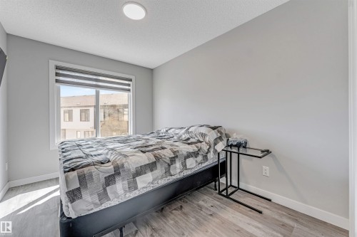 21 11910 35 Avenue, Edmonton, AB - Indoor Photo Showing Bedroom