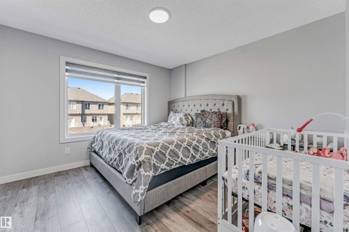 21 11910 35 Avenue, Edmonton, AB - Indoor Photo Showing Bedroom