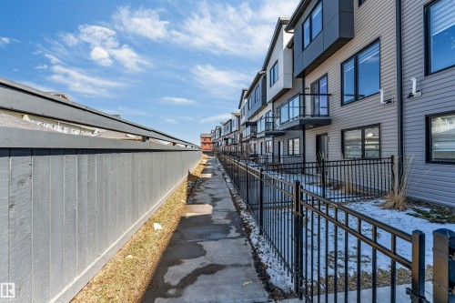 21 11910 35 Avenue, Edmonton, AB - Outdoor