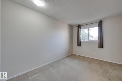 10634 158 Avenue, Edmonton, AB - Indoor Photo Showing Other Room