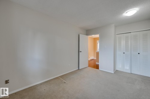 10634 158 Avenue, Edmonton, AB - Indoor Photo Showing Other Room