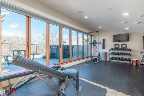 9629 84 Avenue, Edmonton, AB - Indoor