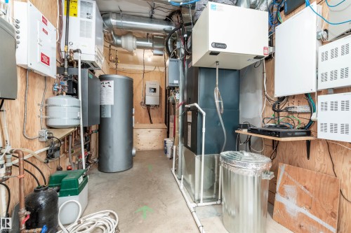 9629 84 Avenue, Edmonton, AB - Indoor Photo Showing Basement
