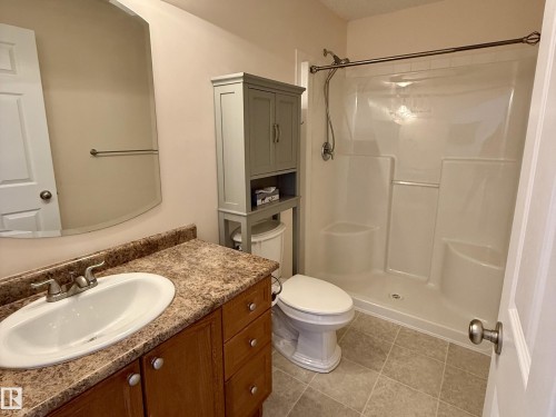 4 5011 Pine Drive, Cherry Grove, AB - Indoor Photo Showing Bathroom