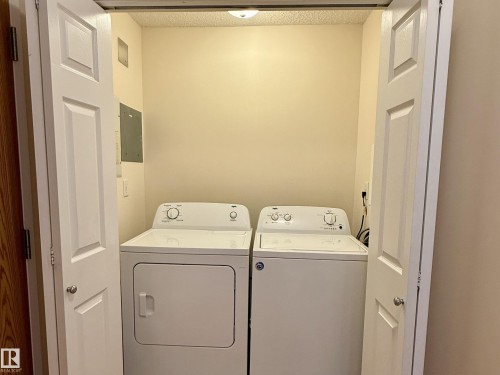 4 5011 Pine Drive, Cherry Grove, AB - Indoor Photo Showing Laundry Room