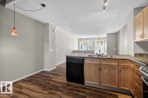 130 5604 199 Street, Edmonton, AB - Indoor Photo Showing Kitchen