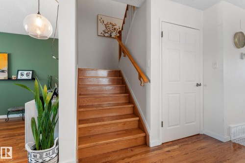 8759 92 Avenue, Edmonton, AB - Indoor Photo Showing Other Room